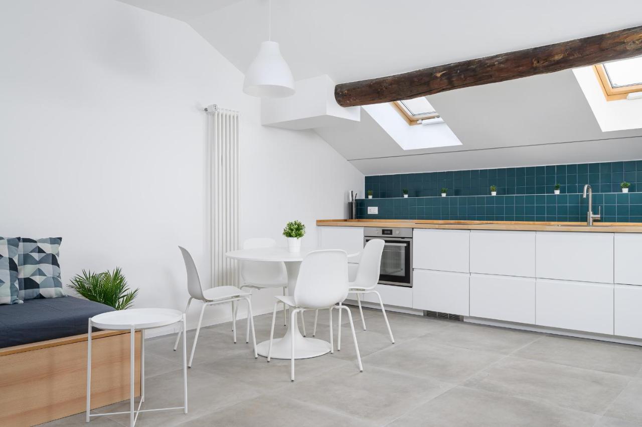 Design Attic Porta Venezia Centrale 65M2 - Self Check-In ミラノ エクステリア 写真