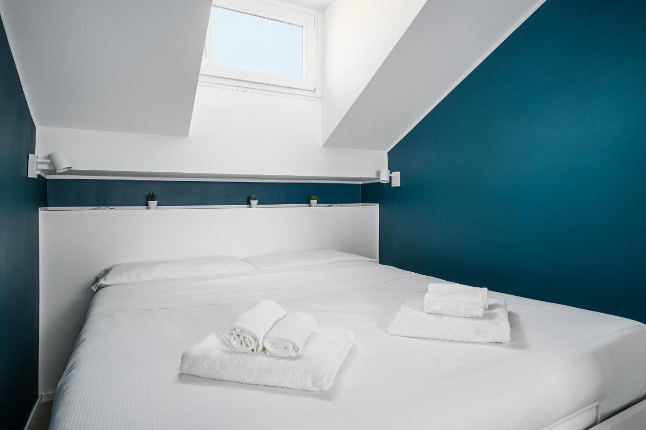 Design Attic Porta Venezia Centrale 65M2 - Self Check-In ミラノ エクステリア 写真