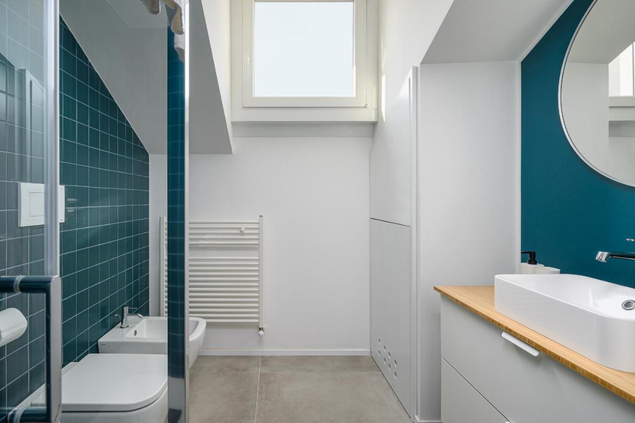 Design Attic Porta Venezia Centrale 65M2 - Self Check-In ミラノ エクステリア 写真